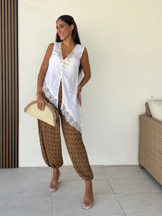 Pantalón bombacho estampado mostaza