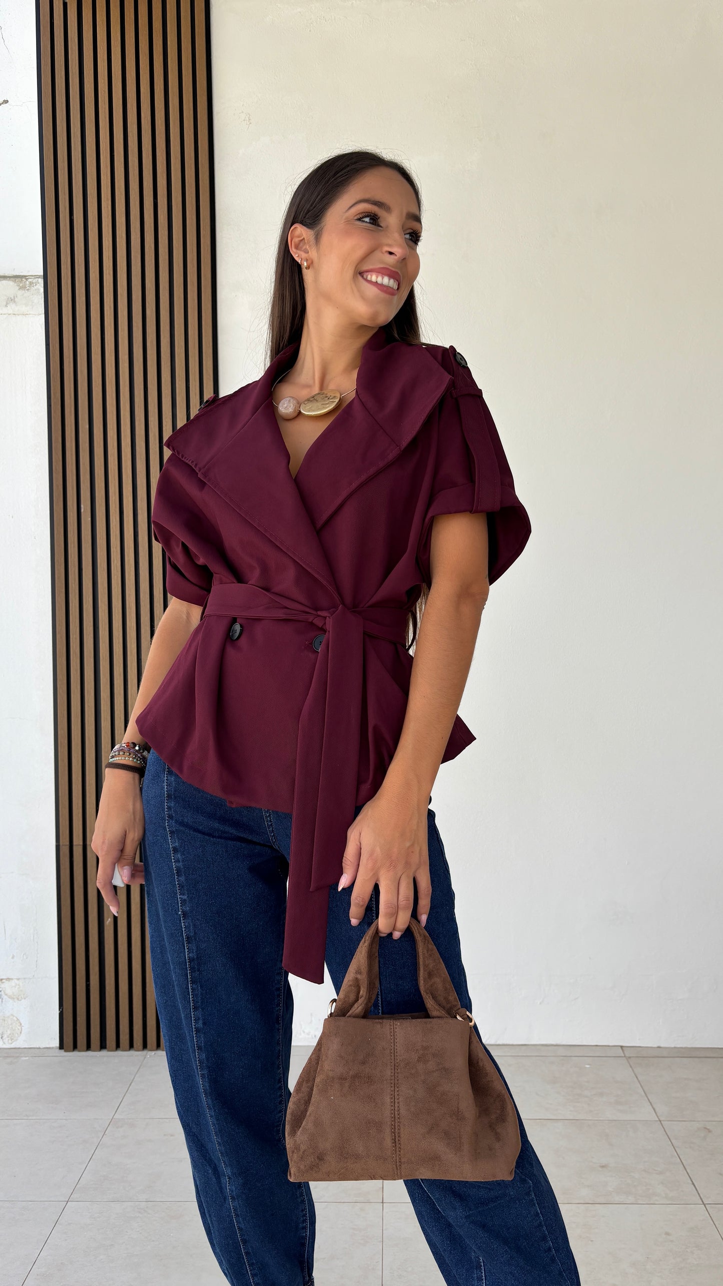 Chaqueta burdeos Camila