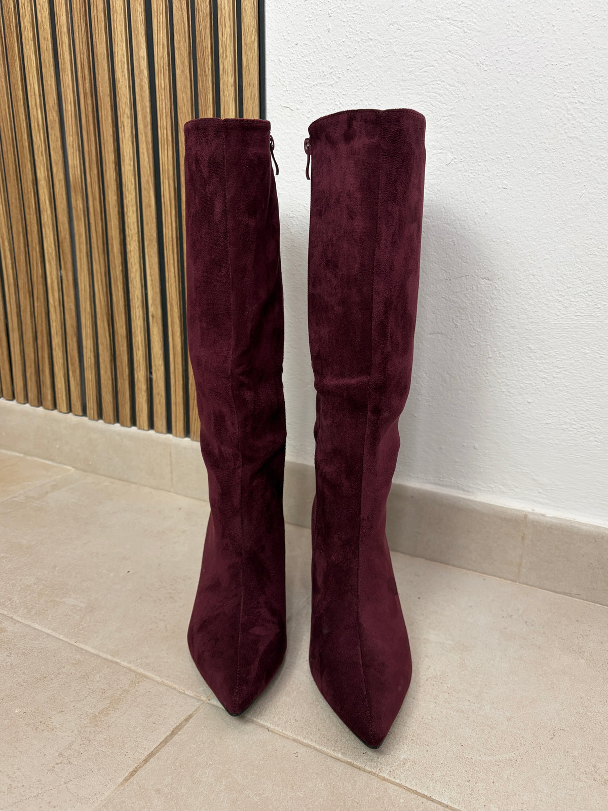 Bota antelina burdeos