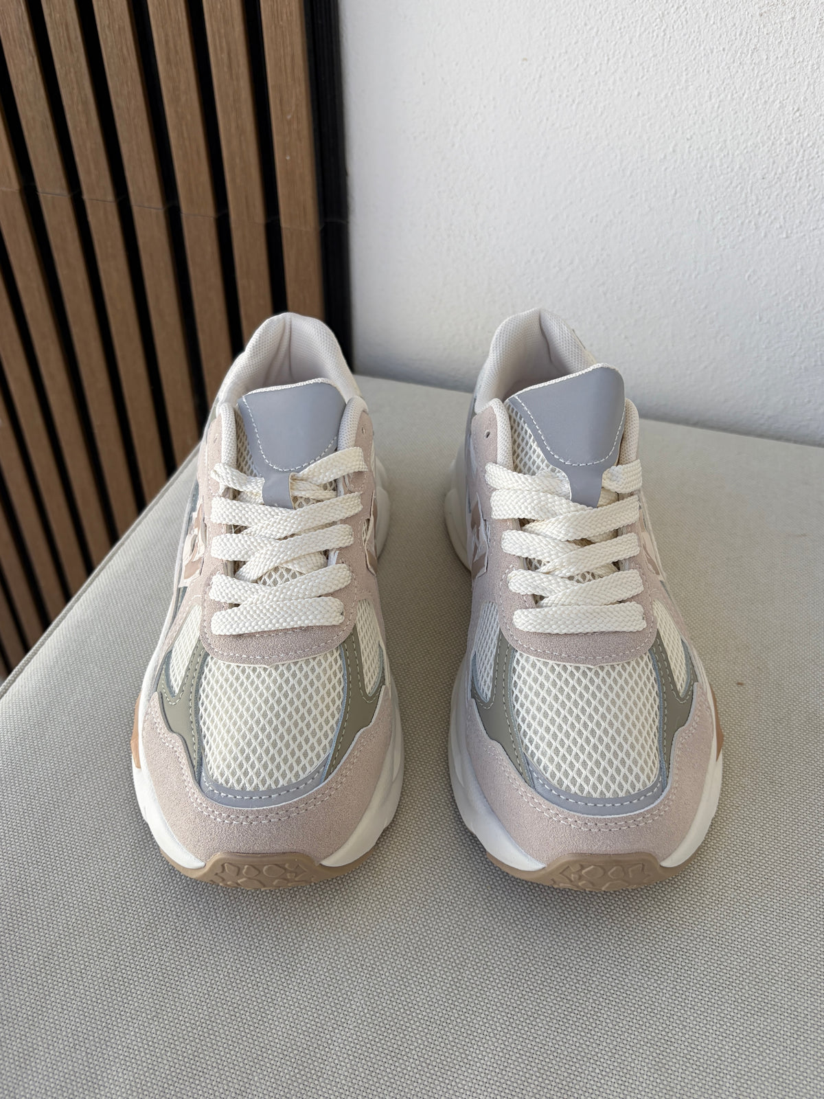 Deportes Mercedes Beige