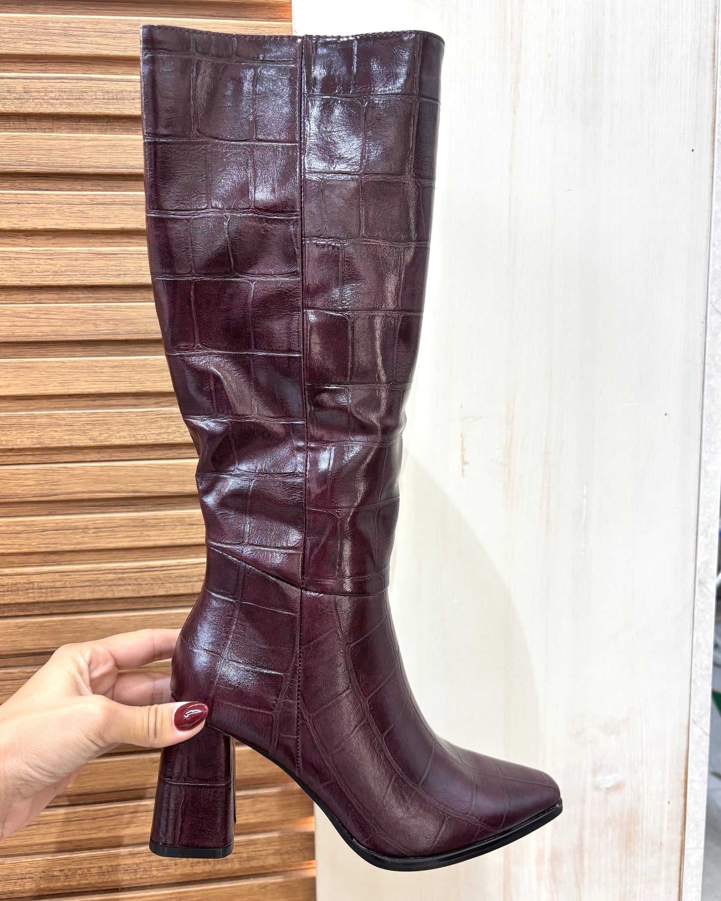 Bota cocodrilo Burdeos