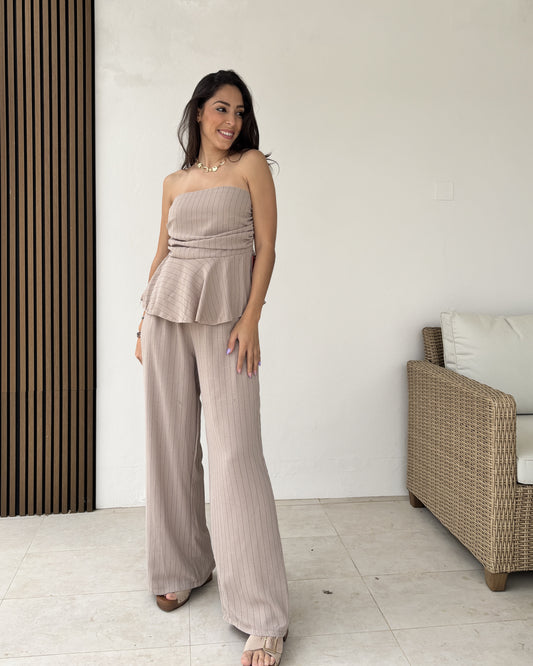 Conjunto Jimena Taupe