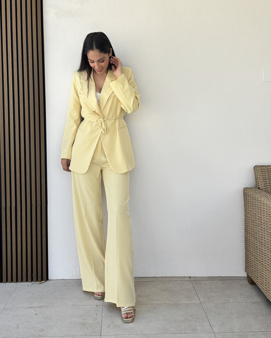 Conjunto Mía Amarillo