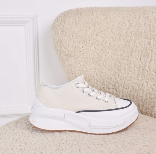 Converse Beige