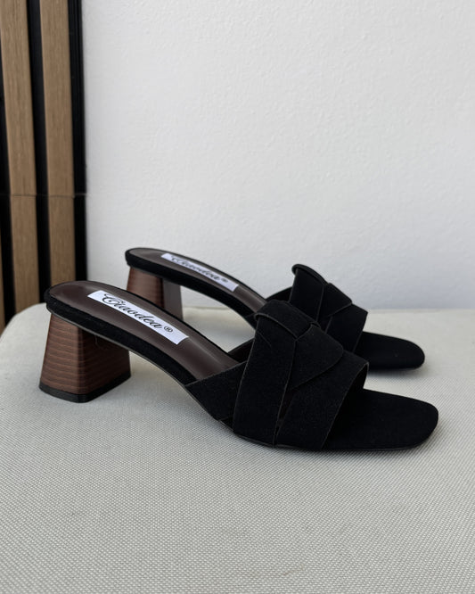 Zapato tacón Maira Negro